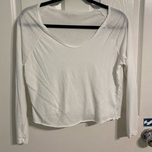 Brandy Melville- Long Sleeve Tshirt